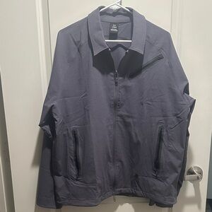 Under Armour Men's Dark Gray Lightweight Jacket